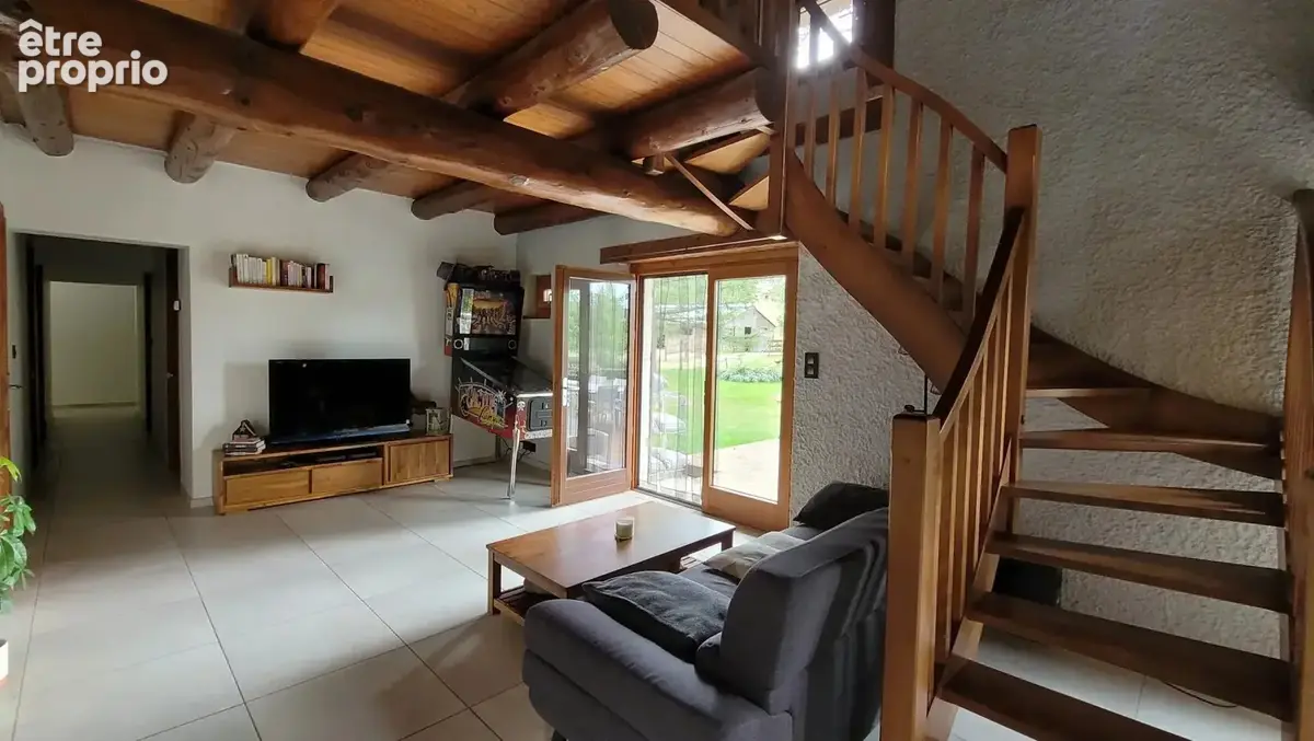 Maison de plain pied  6000m² de terrain - photo 8
