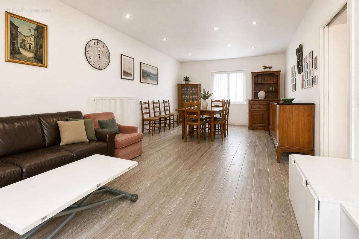 A saisir somptueuse maison de 8 pièces de 201 m² à Auxy !! - photo 2