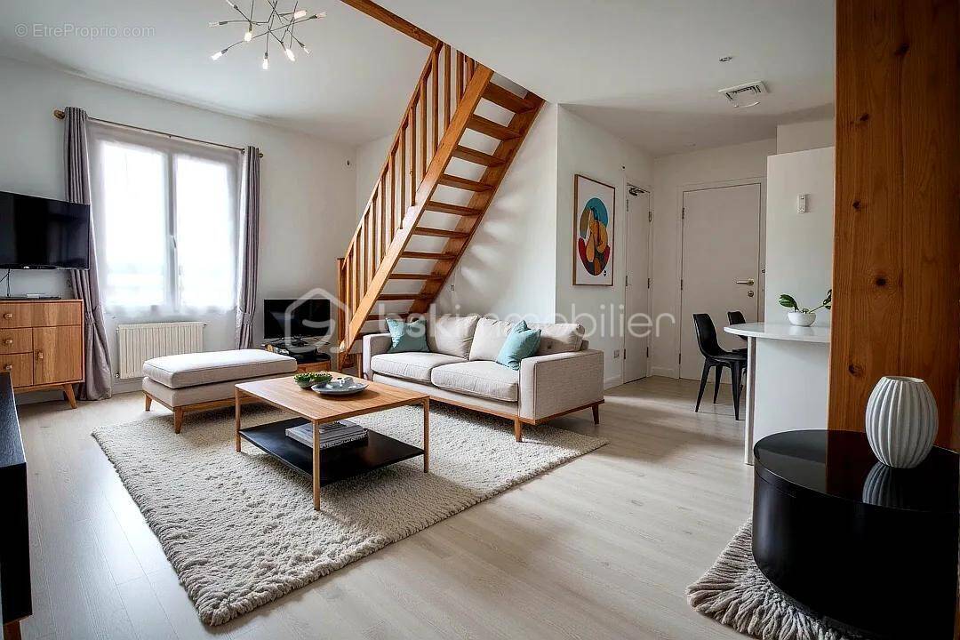 Appartement à COMBS-LA-VILLE