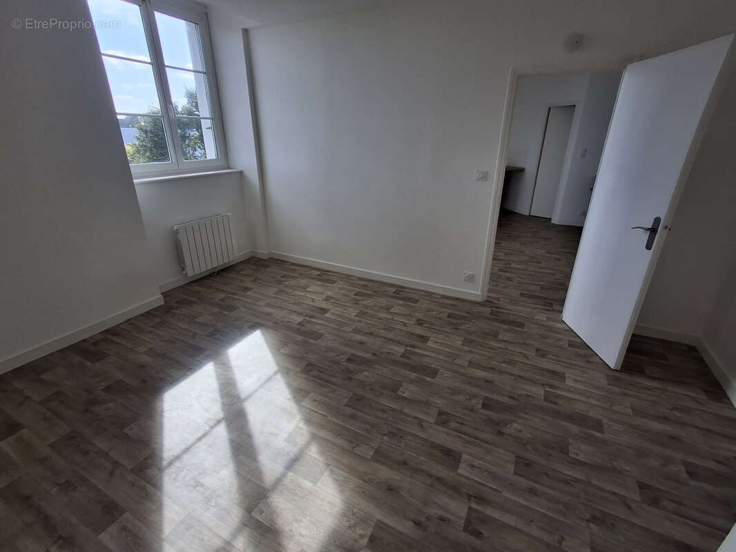 Appartement à FOUGERES