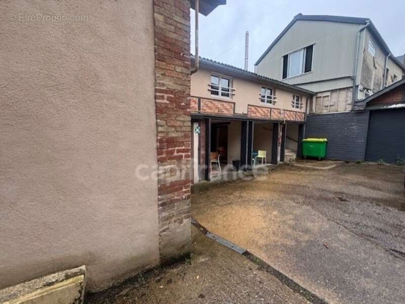 A vendre le mans - immeuble de rapport 354m2 - photo 2