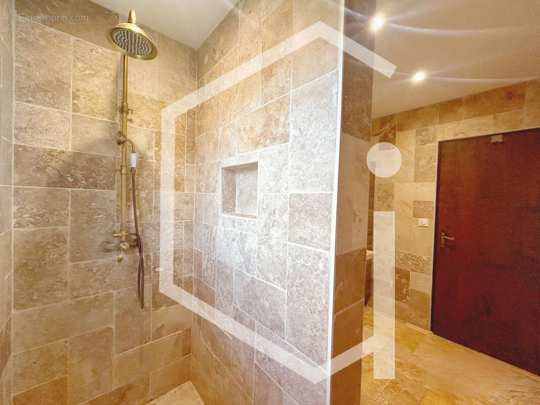 Maison à MESVES-SUR-LOIRE