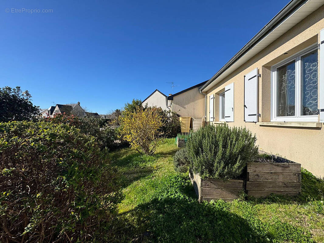 Maison à LES PONTS-DE-CE