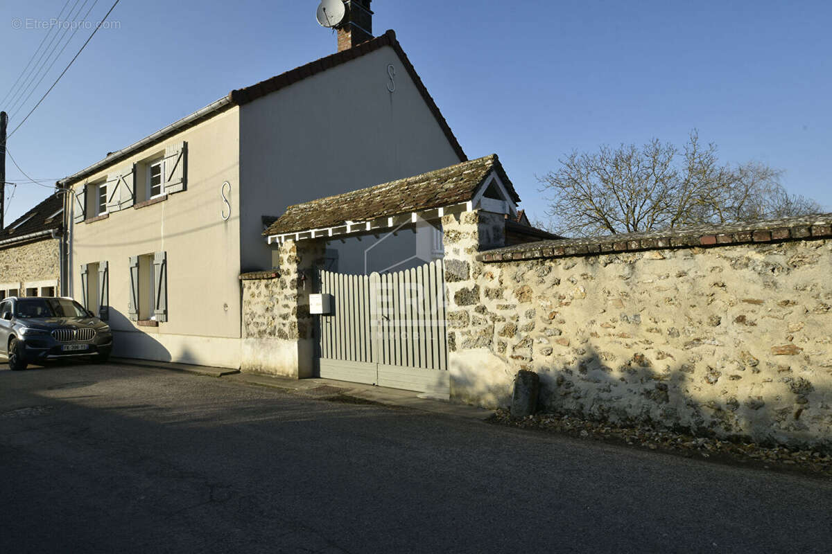 Maison à JOUARS-PONTCHARTRAIN