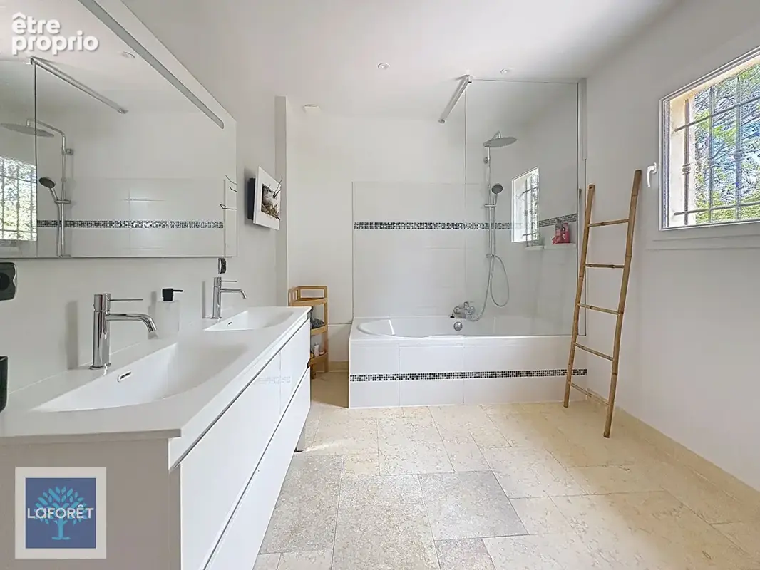 Maison Rognes 8 pièce(s) 250 m2 - photo 9