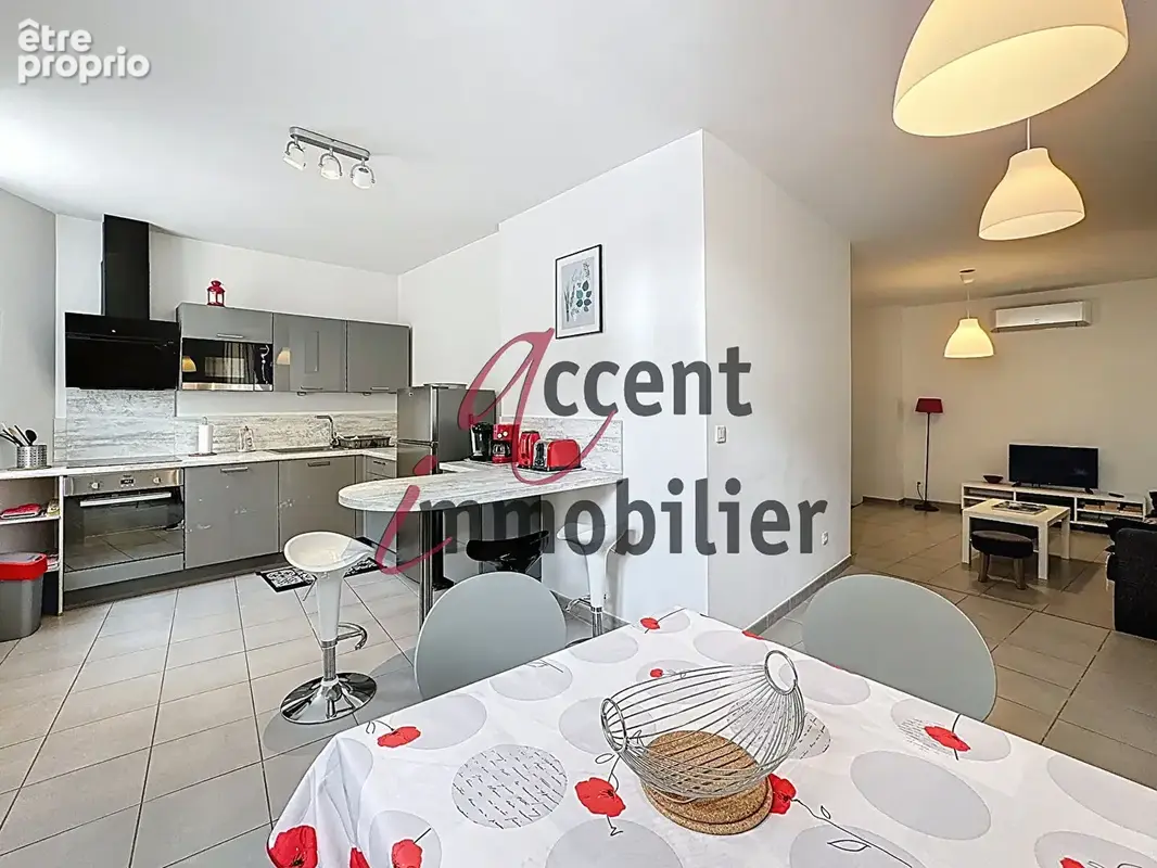 Appartement à L'ISLE-SUR-LA-SORGUE