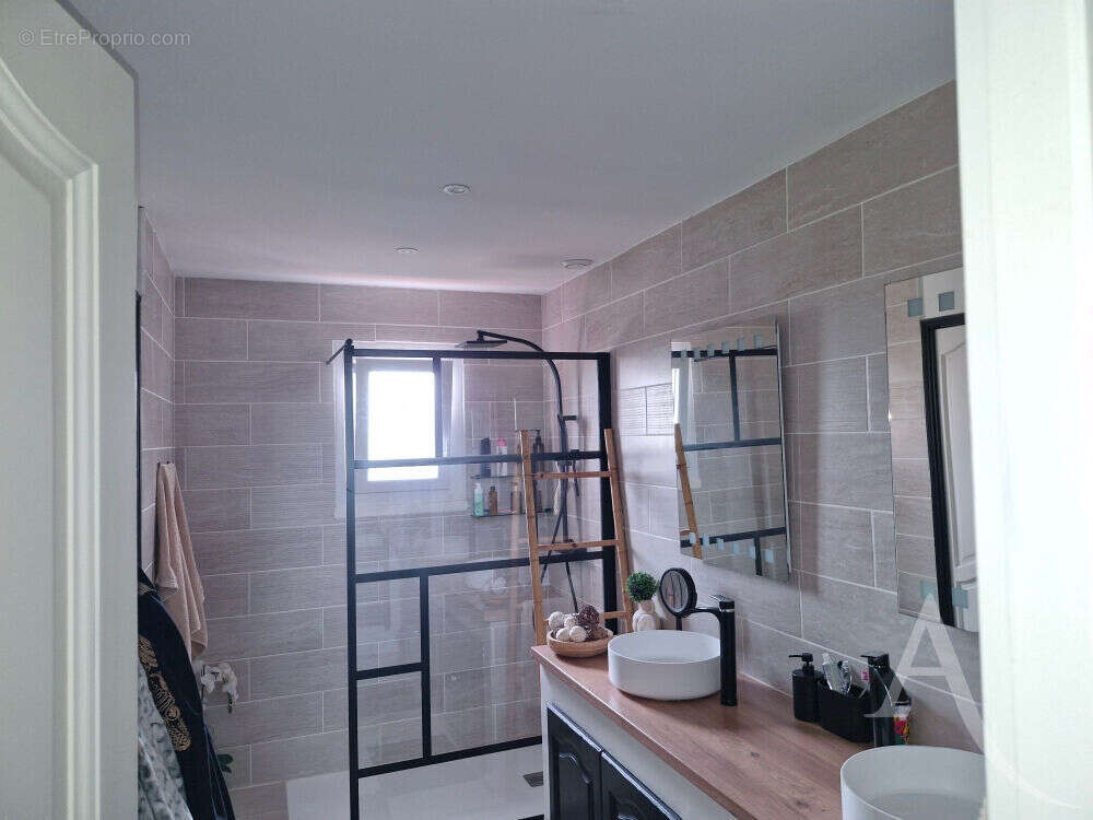 Maison à SAINTE-FOY-D&#039;AIGREFEUILLE