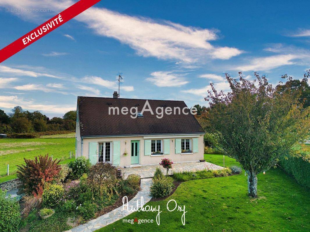 Maison à SAINT-SEVER-CALVADOS