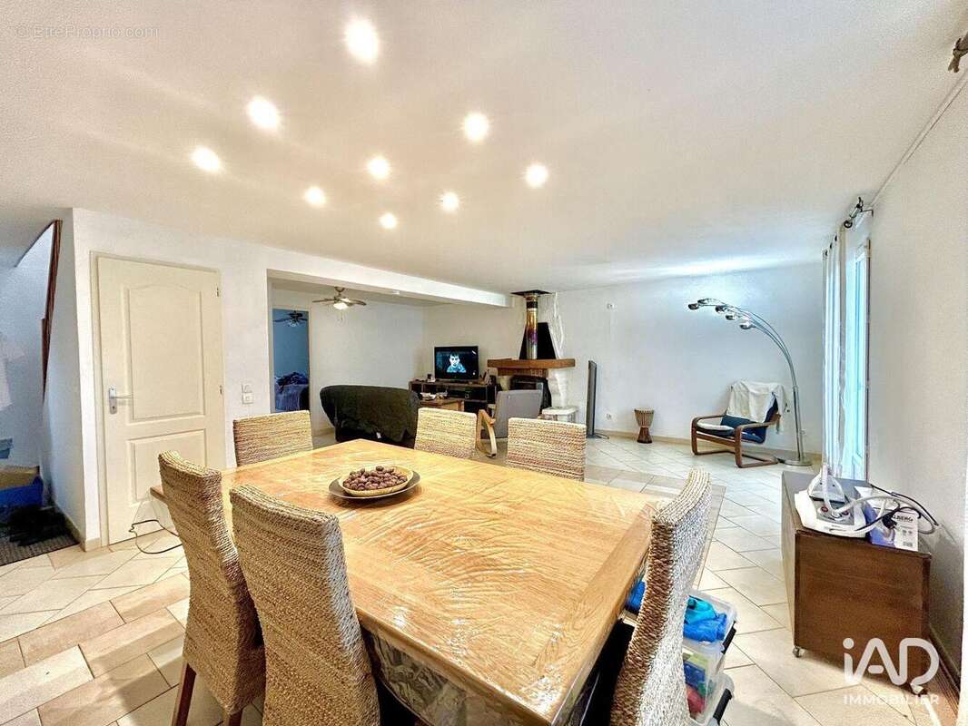 Photo 4 - Maison à VINNEUF