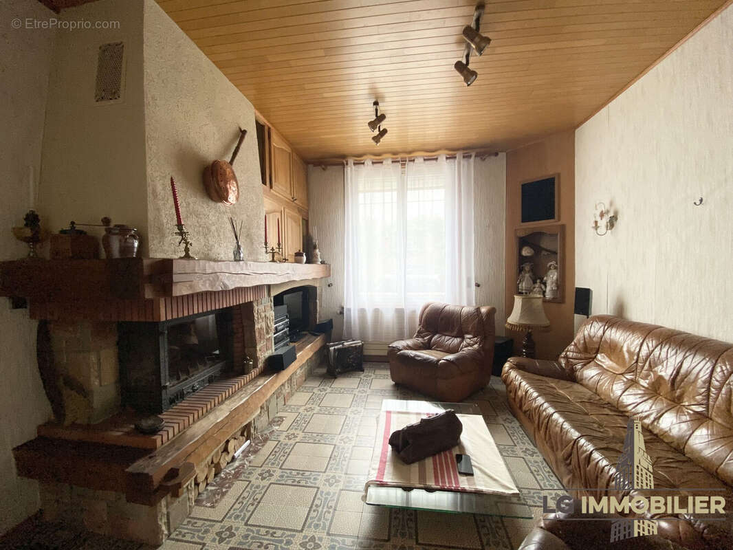 Maison 171 m² à Roye  - photo 3