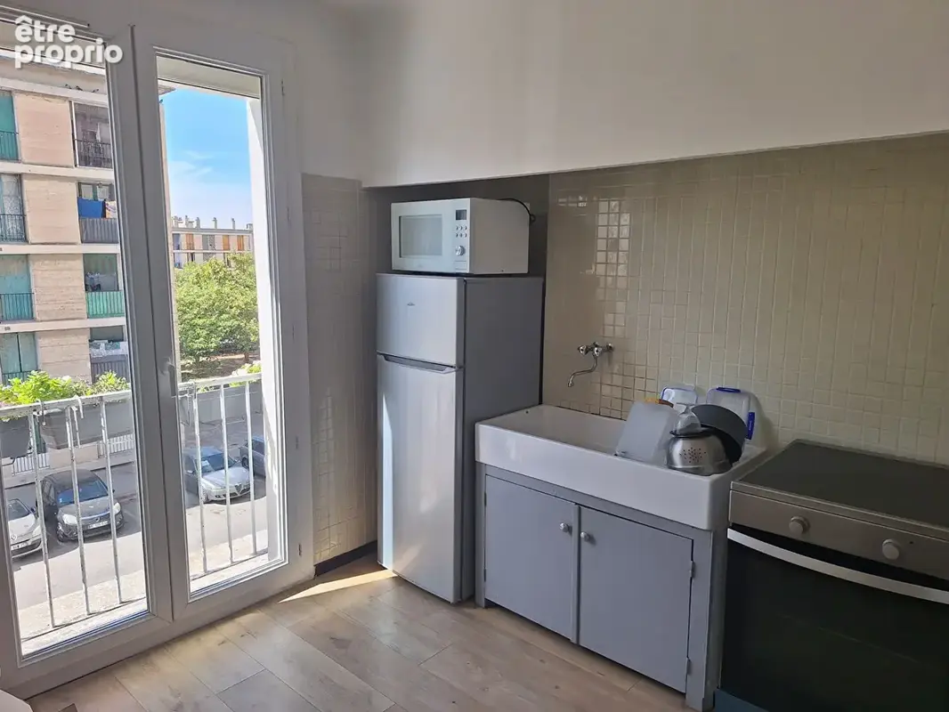JOLI APPARTEMENT T2 rénové Secteur St Barthélémy 14e - photo 7