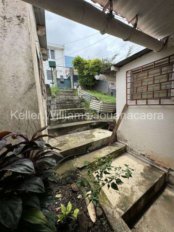 Maison à FORT-DE-FRANCE