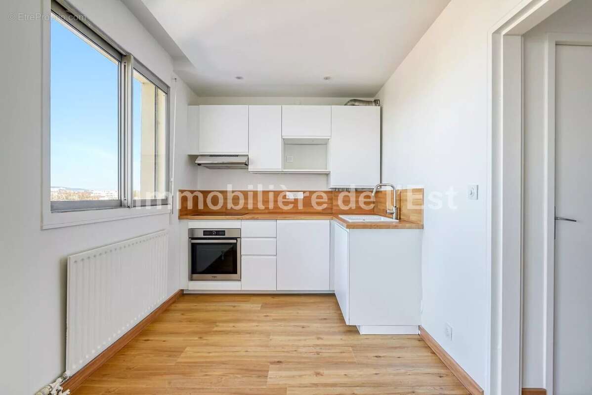 Appartement à LYON-3E