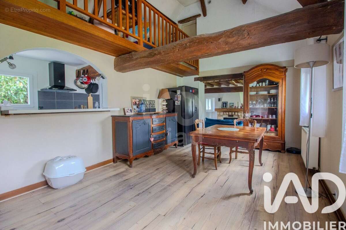 Photo 2 - Maison à NEUILLY-EN-THELLE