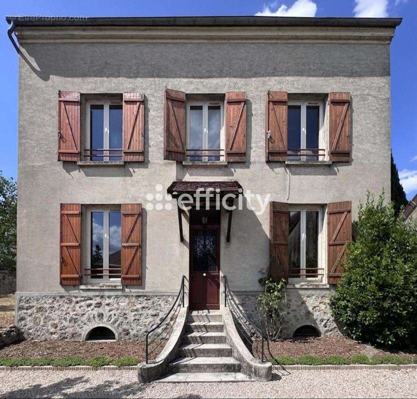 Maison à MAREUIL-LES-MEAUX