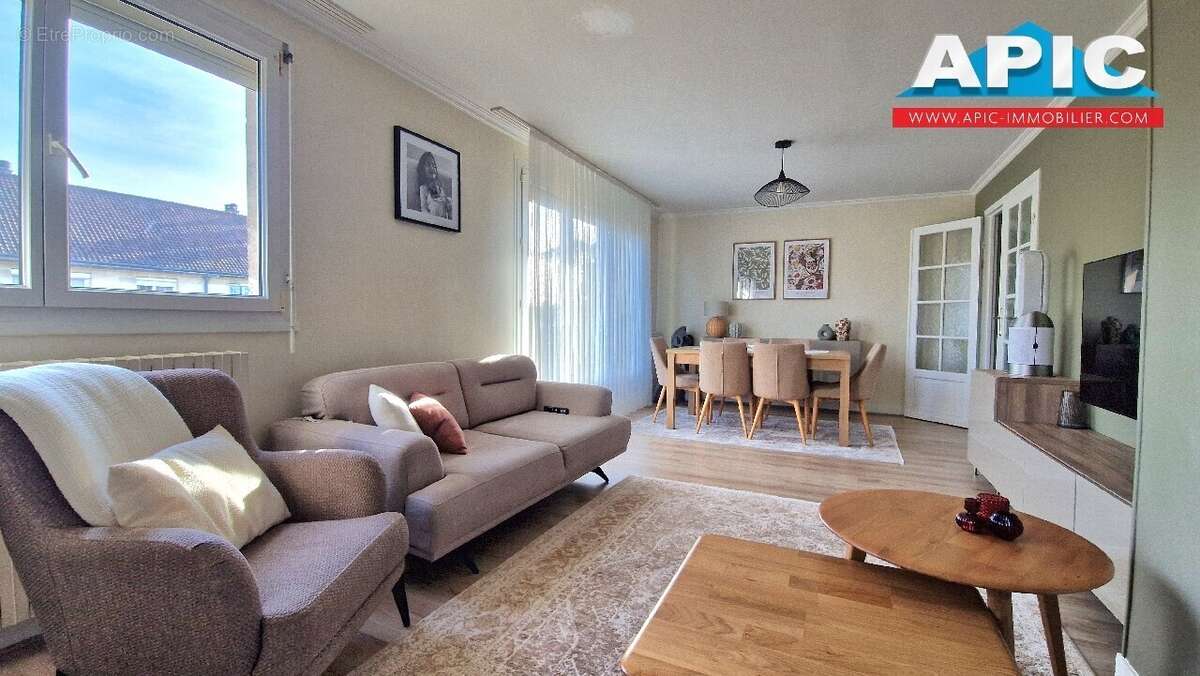 Appartement à GROSLAY