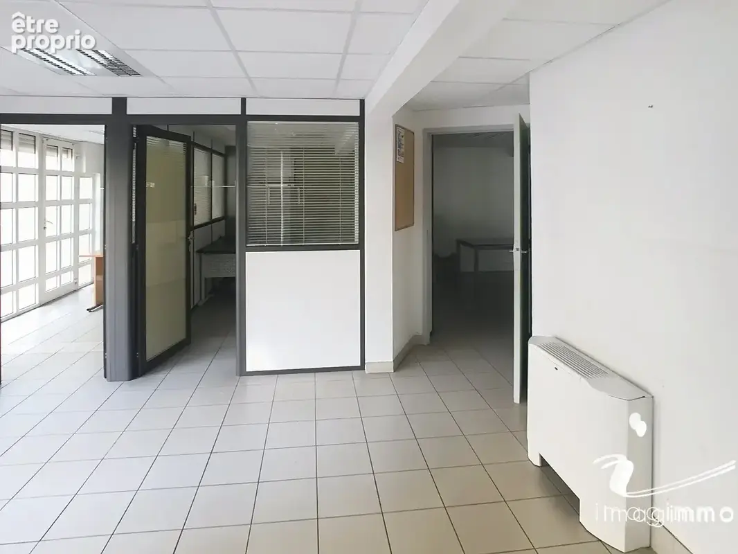 Emplacement rare ! Local commercial 210 m2 ? Quartier Gare Montpellier - photo 5