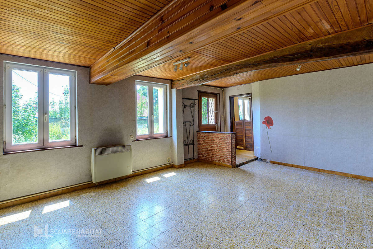 Appartement à FONTAINE-AU-PIRE