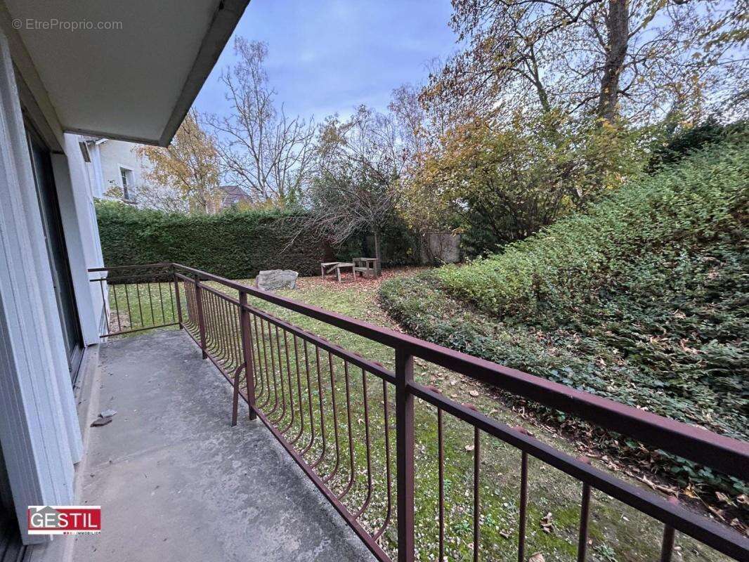 Appartement à PONTOISE