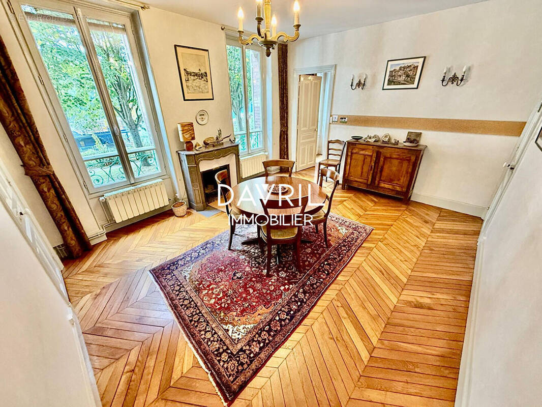 Appartement à CONFLANS-SAINTE-HONORINE