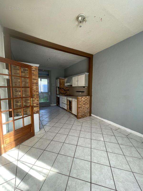 Maison à NEUFCHATEL-EN-BRAY