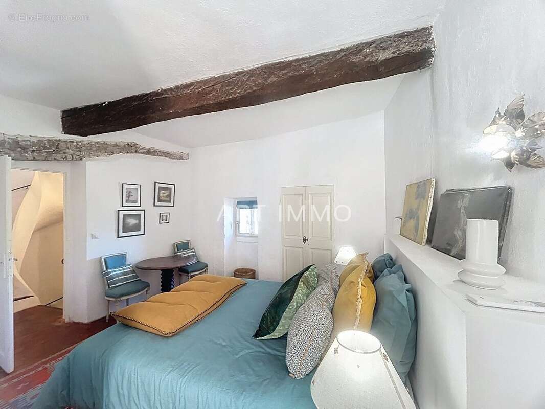 Maison à BONNIEUX