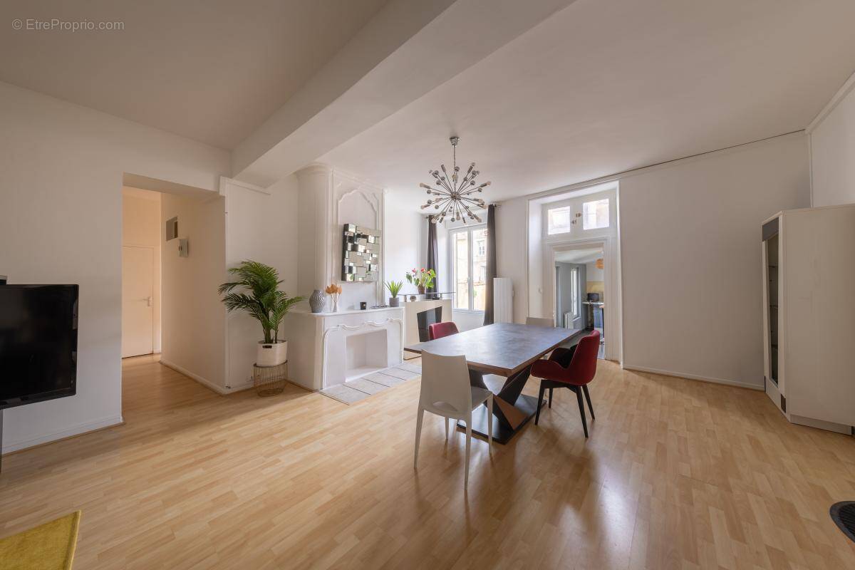 Appartement à LA ROCHELLE