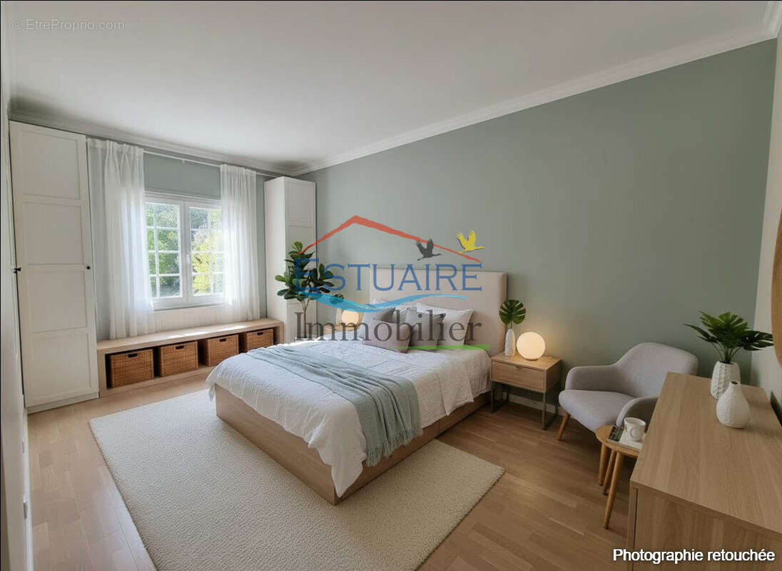 Maison à SAINT-ETIENNE-DE-MONTLUC