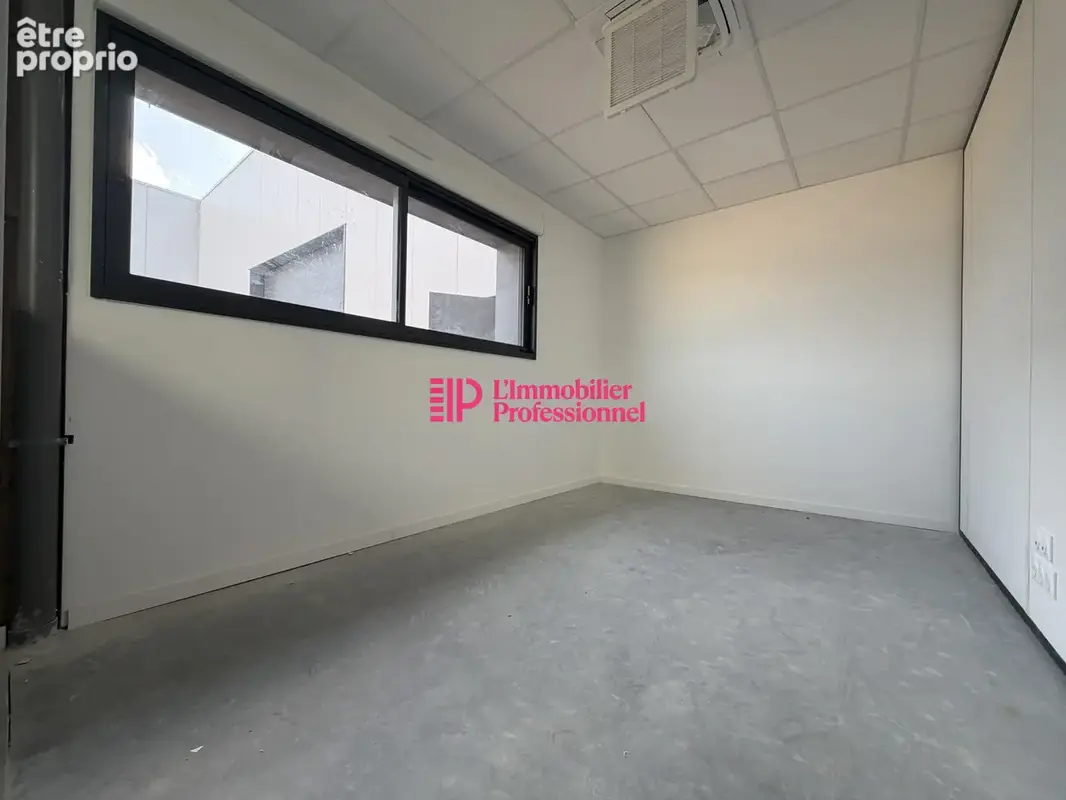 Commerce 326 m² à vendre à Kervignac (56700) - photo 7