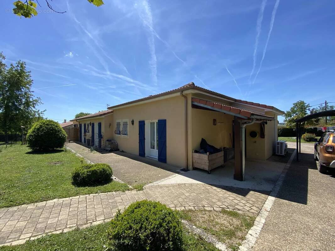 Maison à BELLAC
