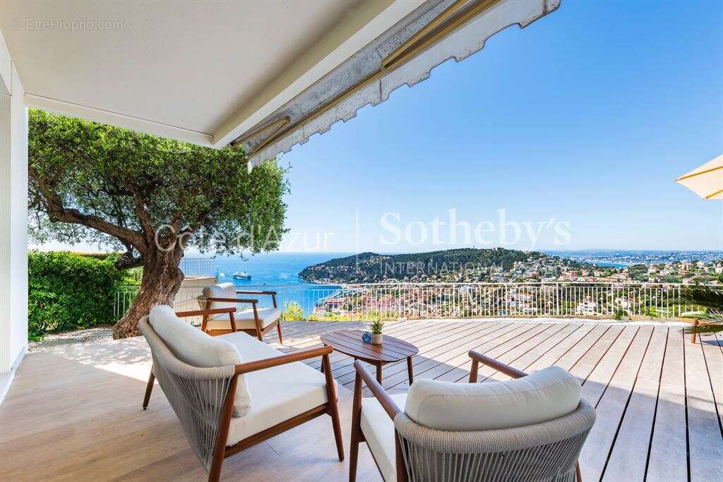 Appartement à VILLEFRANCHE-SUR-MER