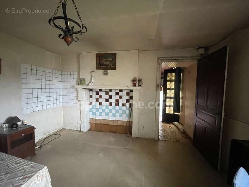 Maison à SAINT-JOUVENT