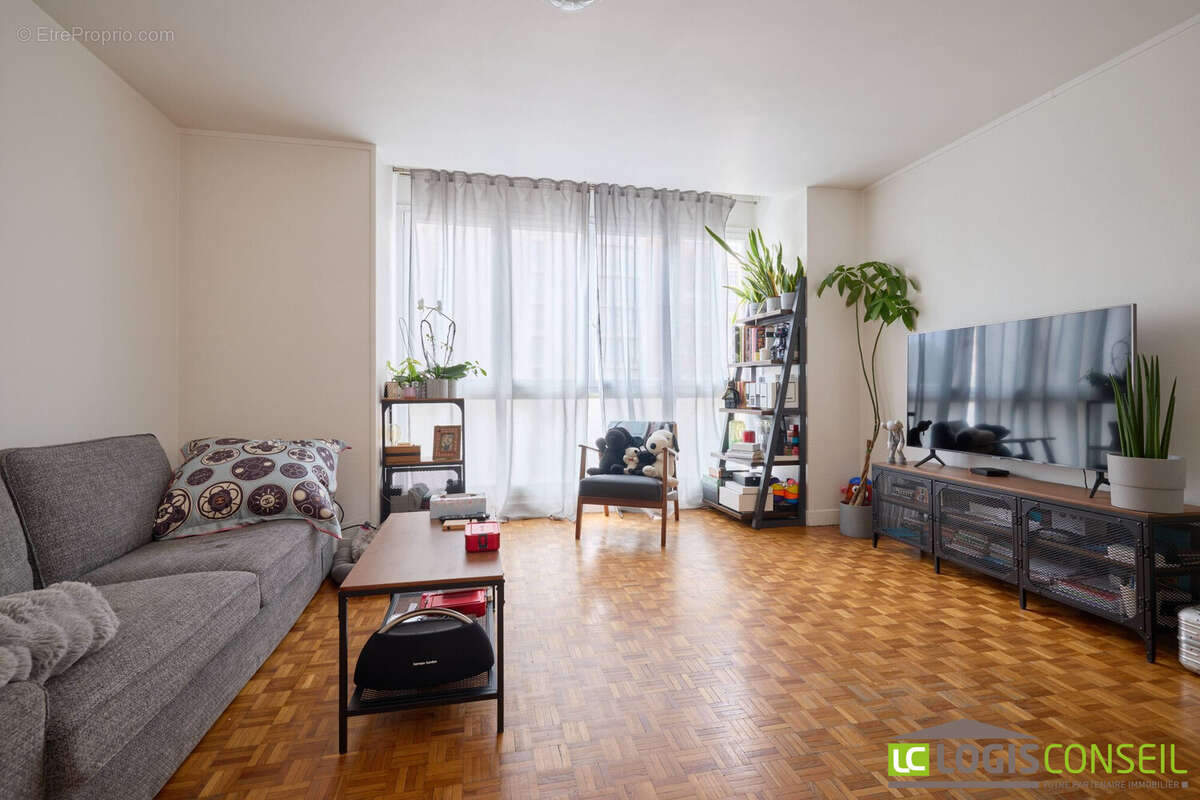 Appartement à BOURG-LA-REINE