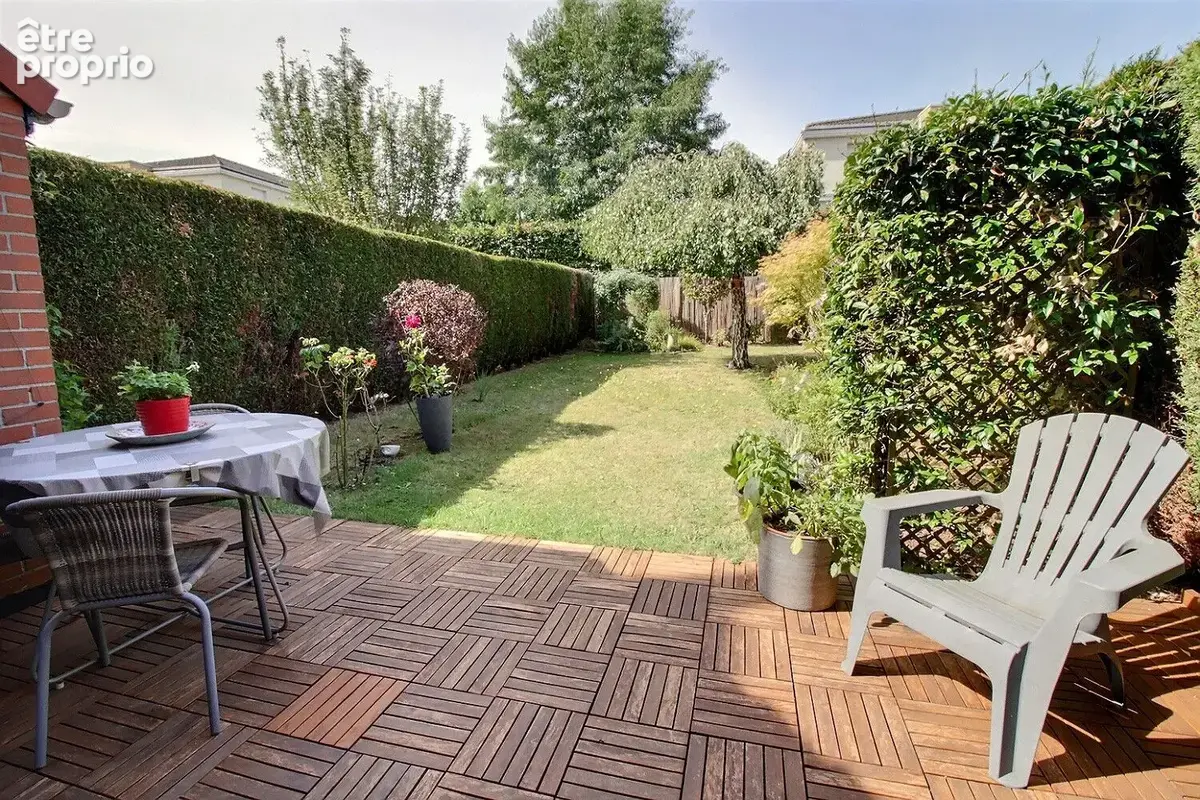 Maison Sequedin 82m² au sol - semi individuelle - 3 chambres - jardin - garage et 2 places de stationnement - photo 2