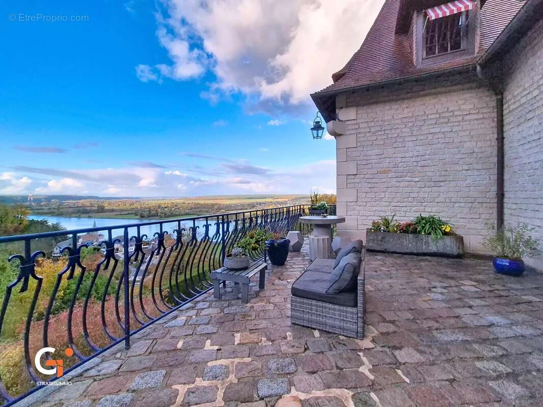 Maison à LA BOUILLE