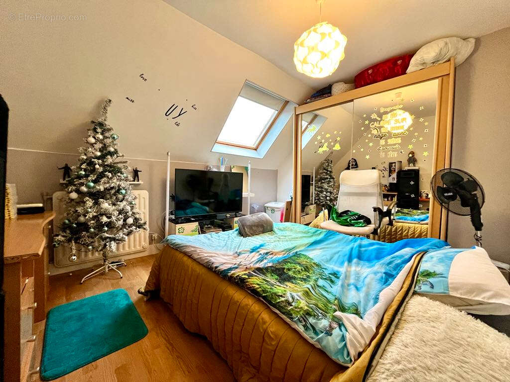 Maison à VILLERS-COTTERETS