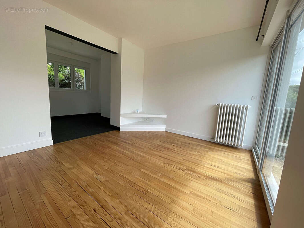 Quartier SAINT PAUL- LA MALADRERIE  maison de 5  pièces rénovée intérieurement sur un terrain de 359m² - photo 6