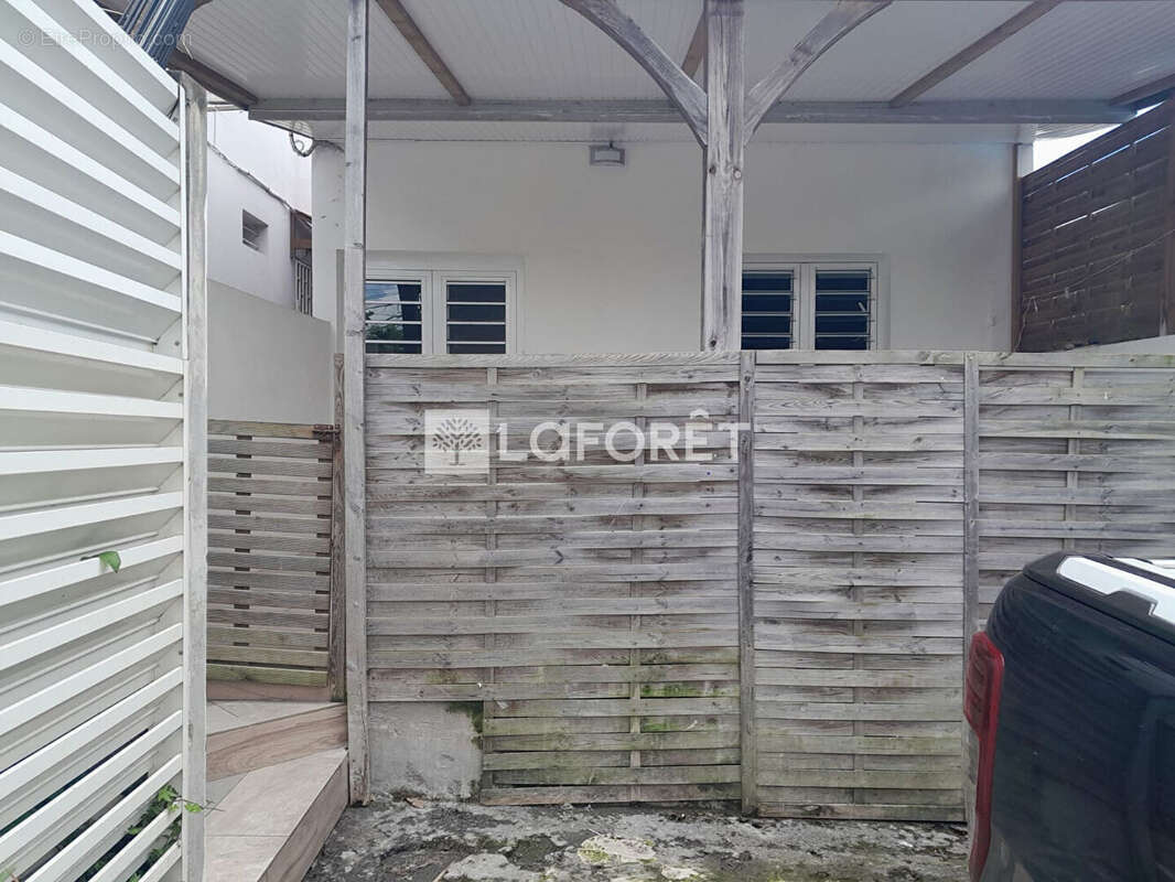 Maison à FORT-DE-FRANCE