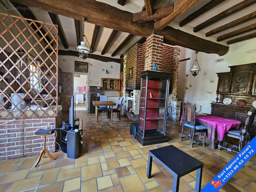 Maison à ARMEAU