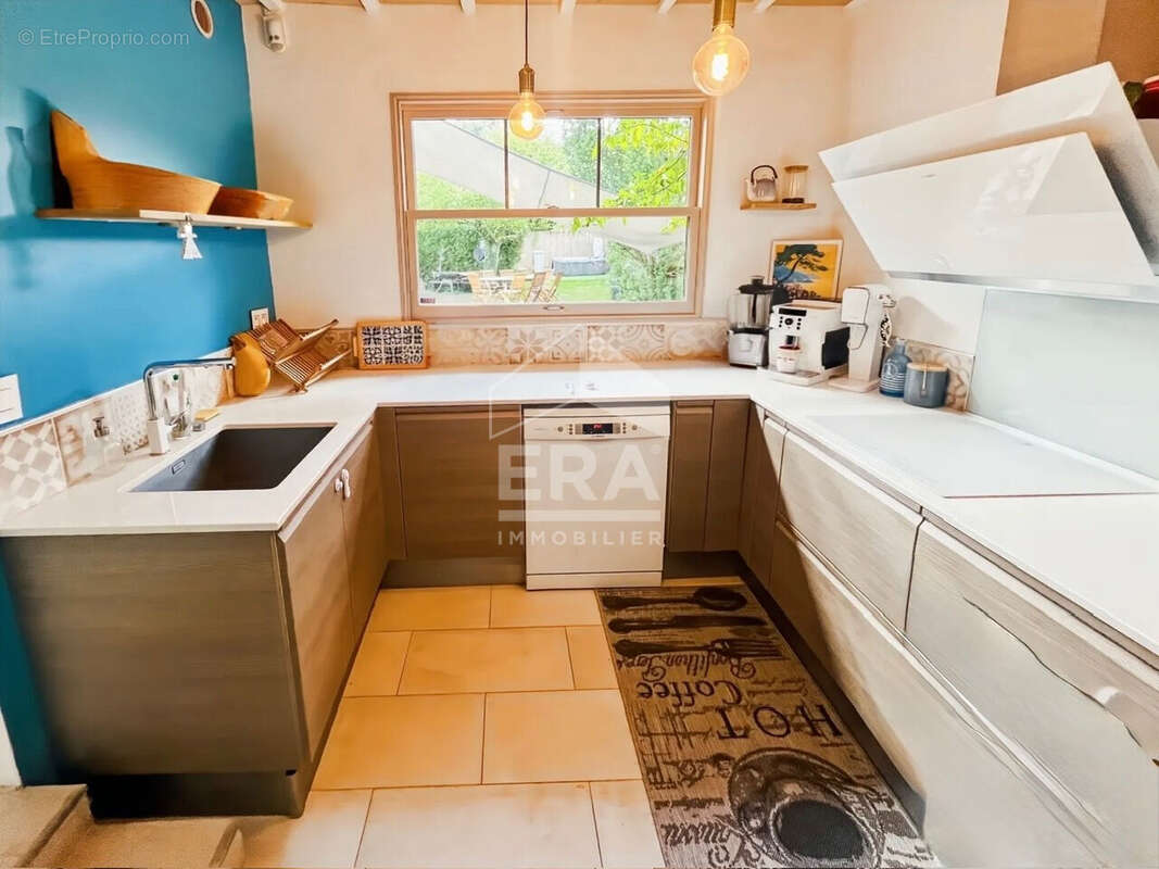 Maison à COMBS-LA-VILLE