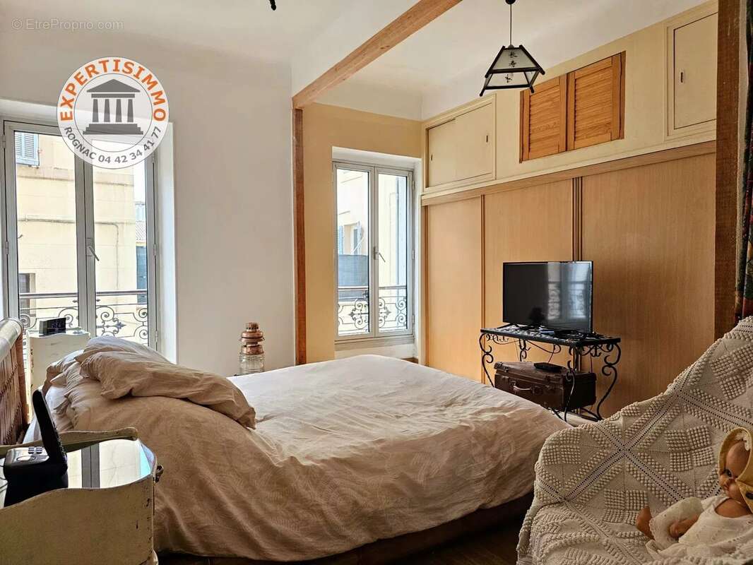 Appartement à MARSEILLE-7E