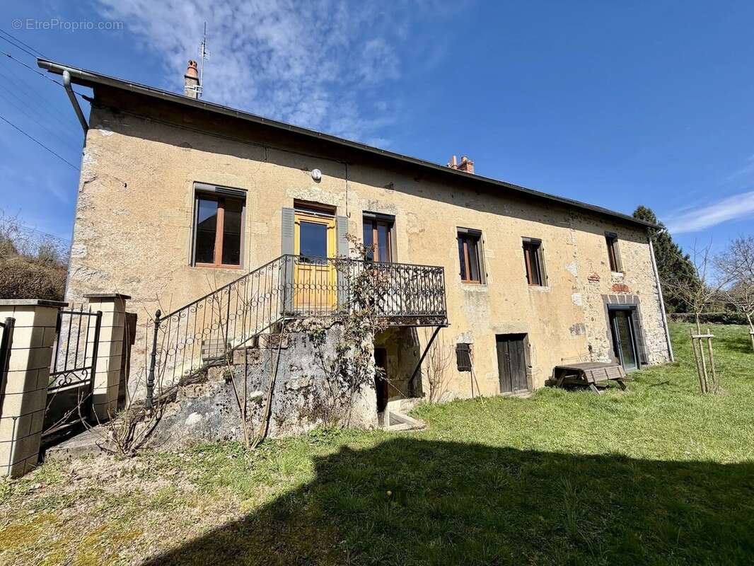 Maison à ARLEUF