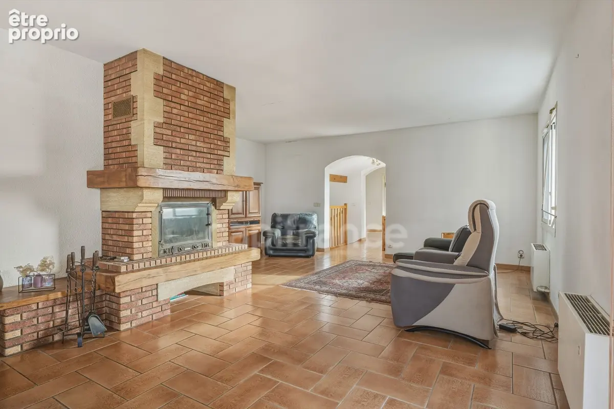 Maison à vendre 3 pièces CROZET (01) - photo 3