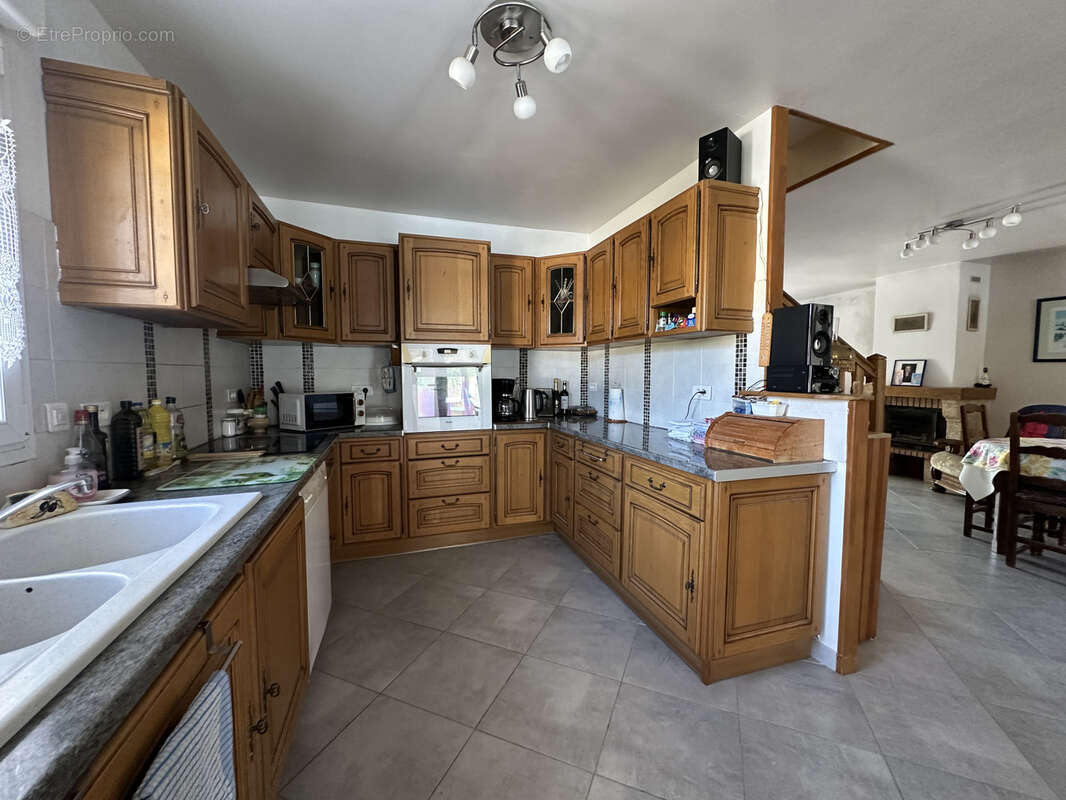 Maison à SAINT-CYPRIEN