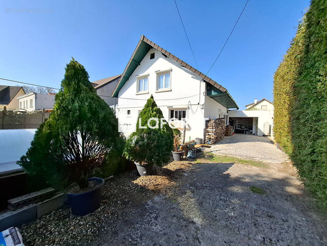 Maison à MONTFERMEIL