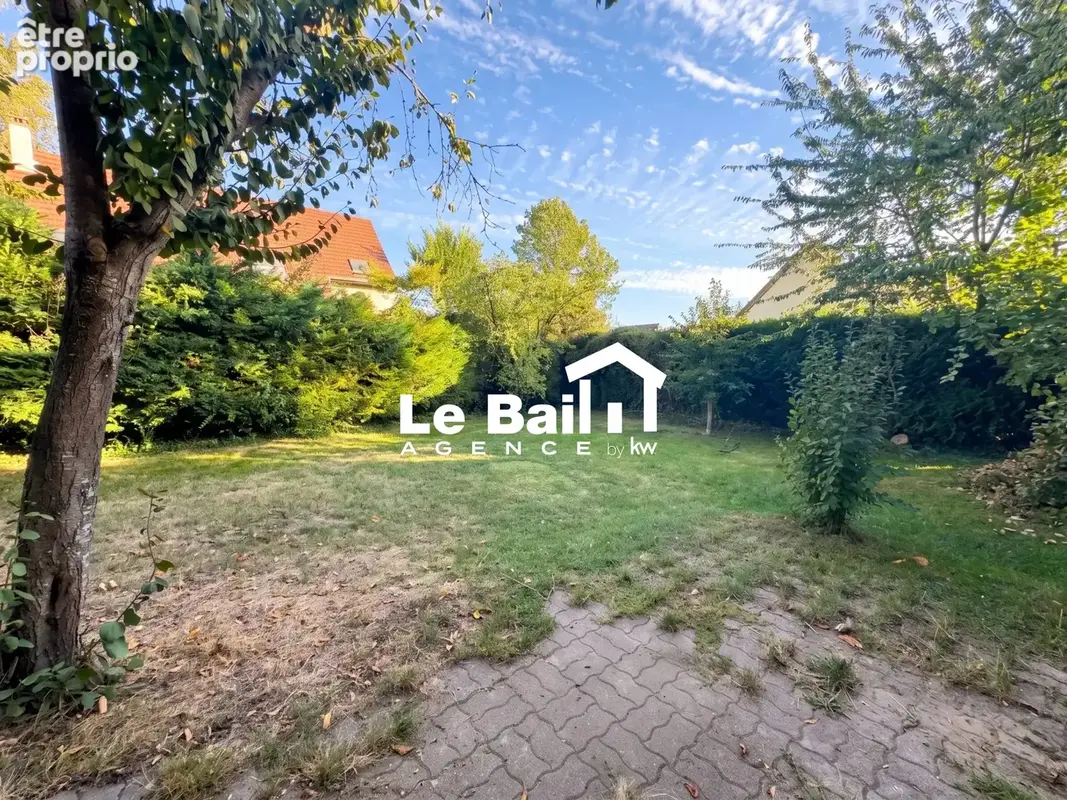 Maison 8 pièces 137 m² à vendre à Osny (95520) - photo 3