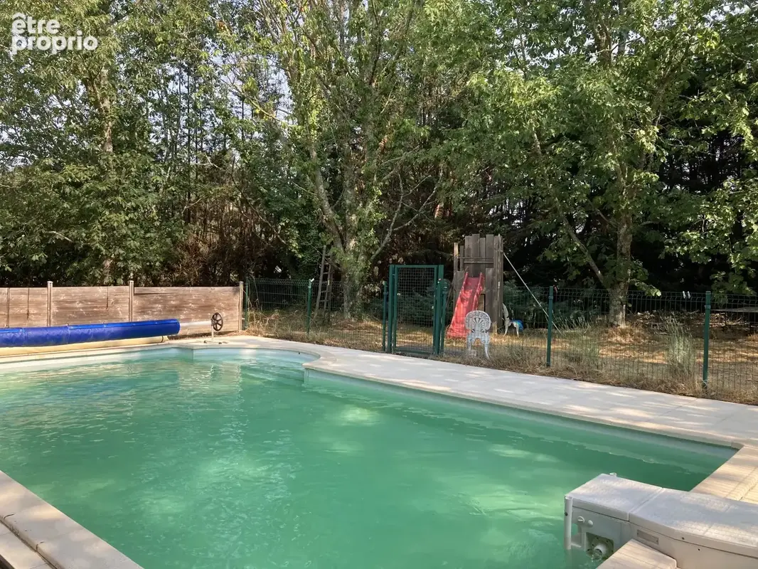 Maison 271 m² à Etauliers  - photo 3