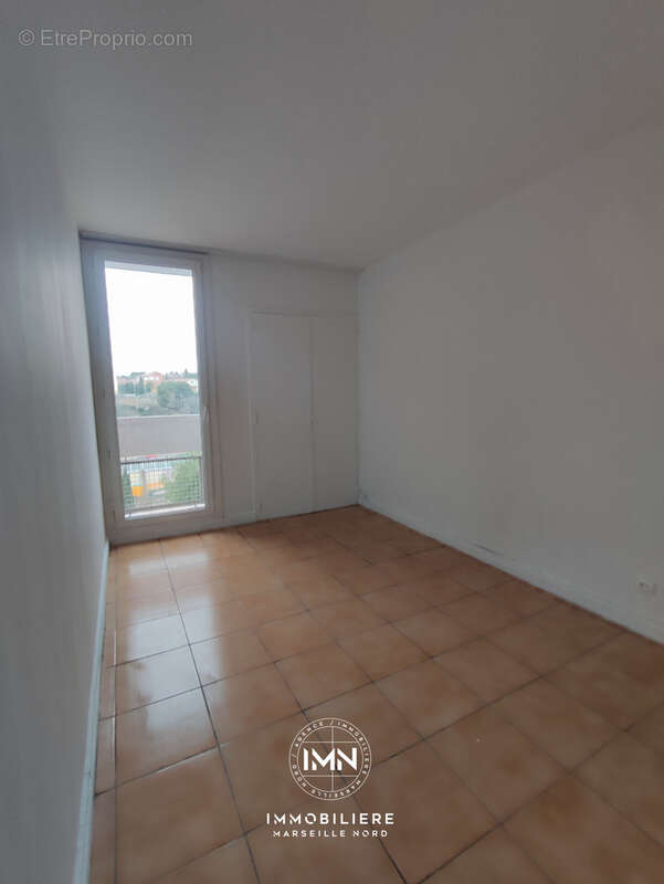 Appartement à MARSEILLE-15E