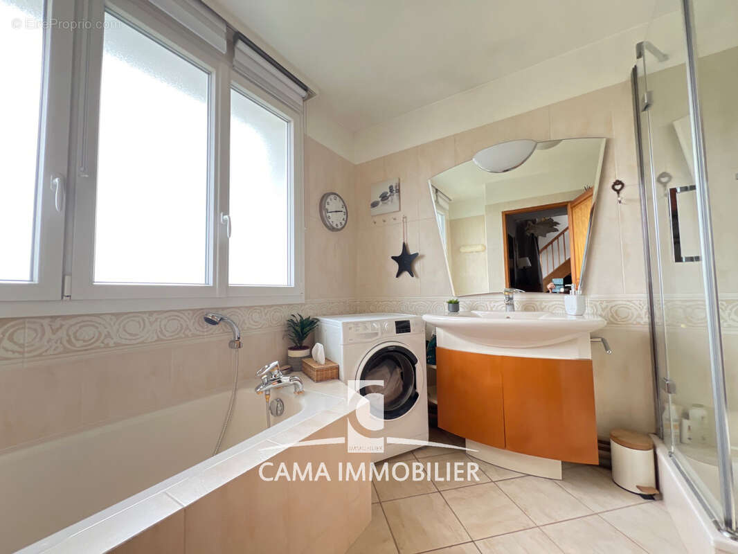 Maison à LES LOGES-EN-JOSAS