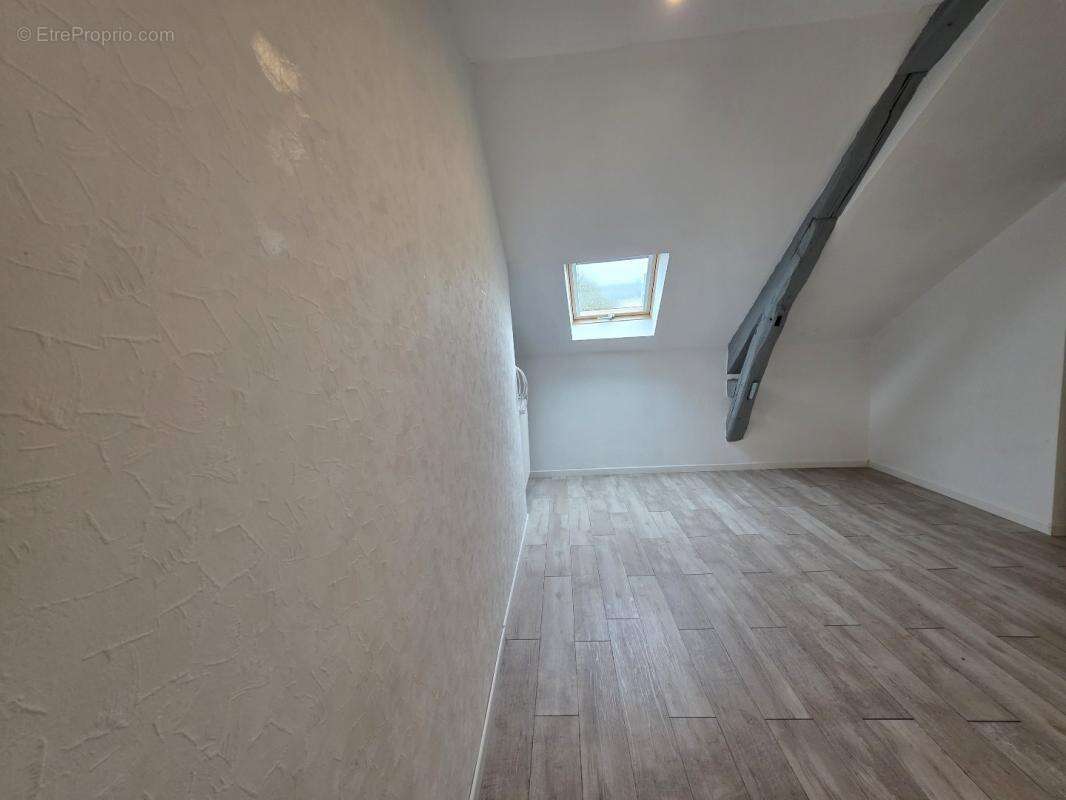 Maison à SAINT-GAULTIER